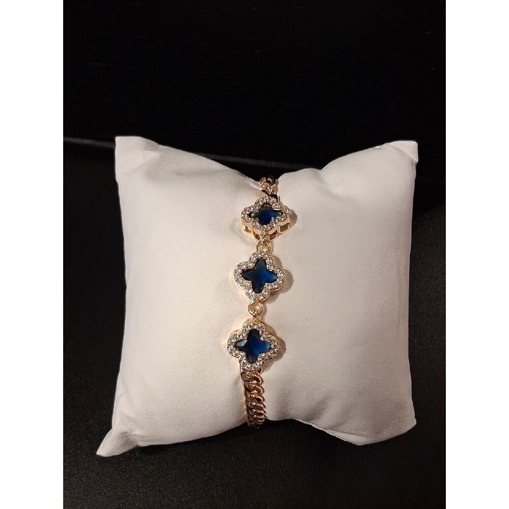 18k GF Blue Clover Gemstone Bracelet With Cubic Zirconias With A Box Lock Clasp